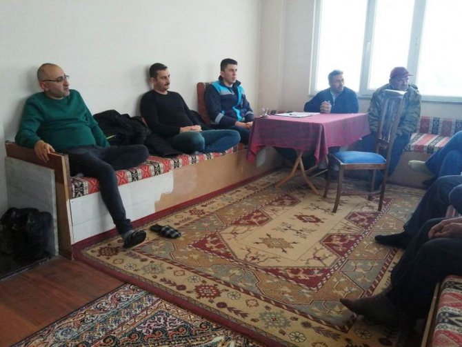 Dumlupınar’da Çiftçi Eğitim Ve Bilgilendirme Toplantısı