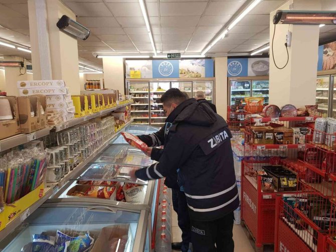 Hakkari’de Kasa Ve Raf Denetimi