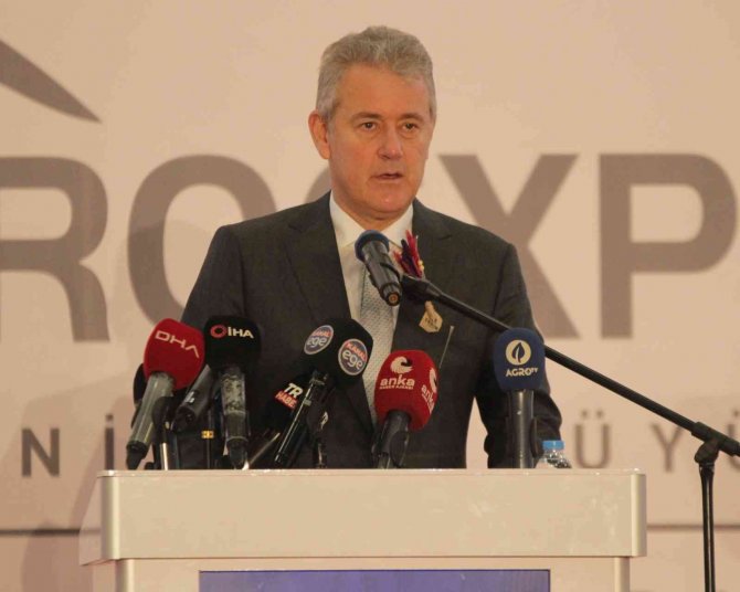 Bakan Pakdemirli: "Belediyemizin Tarıma Ekstra Kaynak Ayırması Bizleri Mutlu Eder"