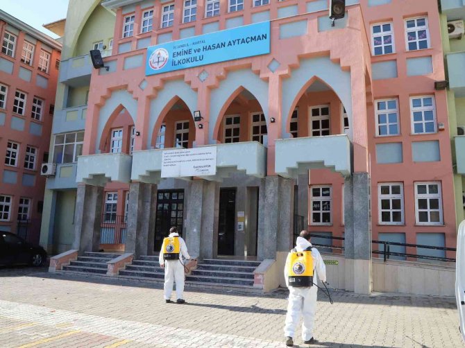 Kartal’da Okullarda İkinci Dönem Öncesi Hijyen Çalışmaları Başladı