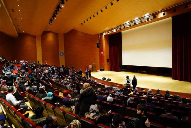 Kestel’de Kesişme: İ̇yi Ki Varsın Eren Filmini 5 Bin 500 Kişi İzledi