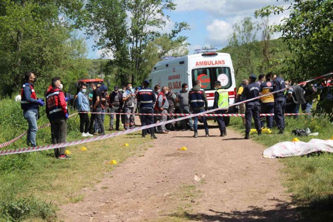 Annesi Ve Babası Öldürülen Genç Kız: "Sanık Bana Sözlü Tacizde Bulunmuştu"