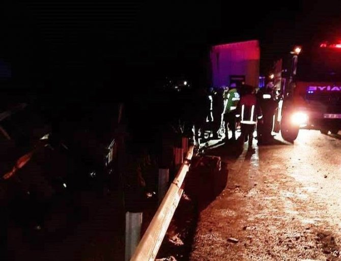 Konya’da Tırların Kupası Koptu: 3 Yaralı