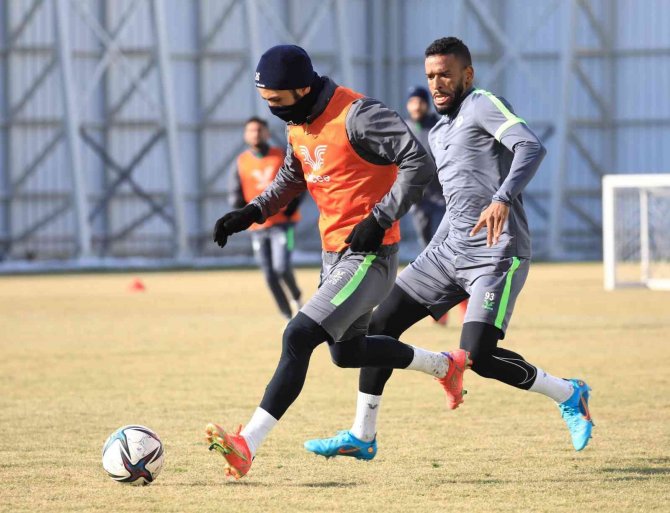 Konyaspor’da Giresunspor Maçı Hazırlıkları Sürüyor