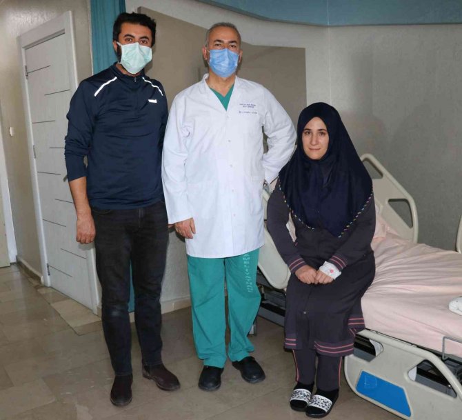 Bir Hastada Bulunan Üç Glomus Tümörü Tek Seansla Çıkarıldı