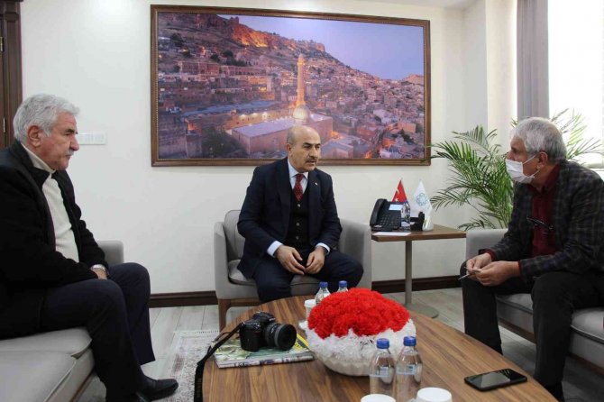 Mardin Büyükşehir Belediyesi’nden Üniversite Öğrencilerine Burs Desteği