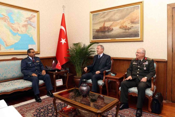 Milli Savunma Bakanı Akar, Katar Genelkurmay Başkanı Al-nabet İle Görüştü