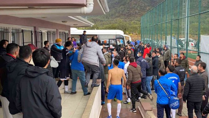 Fethiye’de Oynanan Müsabakanın Ardından Kavga Çıktı