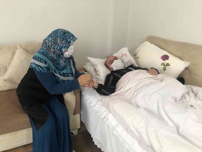 Korona Testi Yaptırmak İçin Gitti, Lenf Kanseri Olduğunu Öğrendi