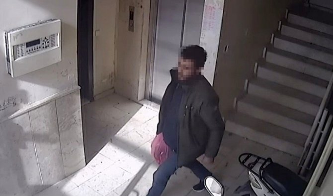 Bakır Kablo Hırsızları Önce Kameralara, Ardından Polise Yakalandı