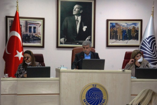 Kent Meydanı Tartışması