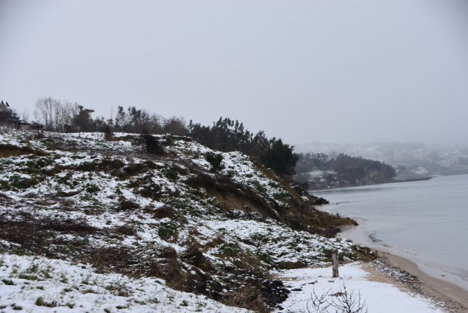 Sinop’ta Meydana Gelen Heyelanlar Korkutuyor