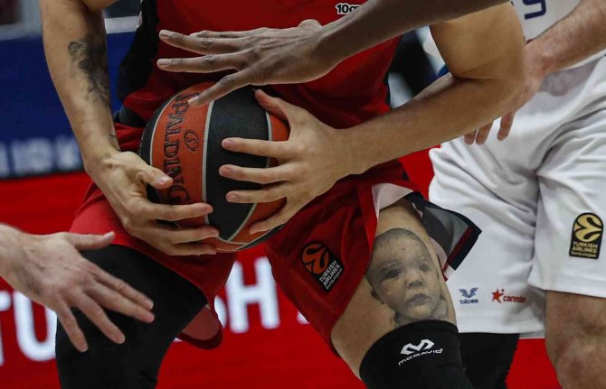 Thy Euroleague: Cska Moskova: 97 - Anadolu Efes: 99