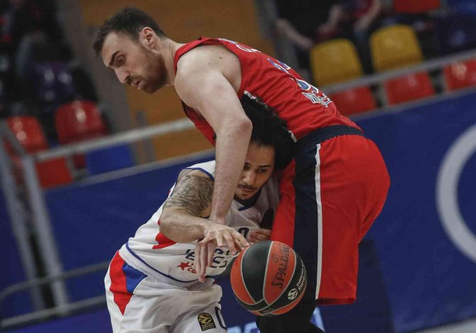 Thy Euroleague: Cska Moskova: 97 - Anadolu Efes: 99