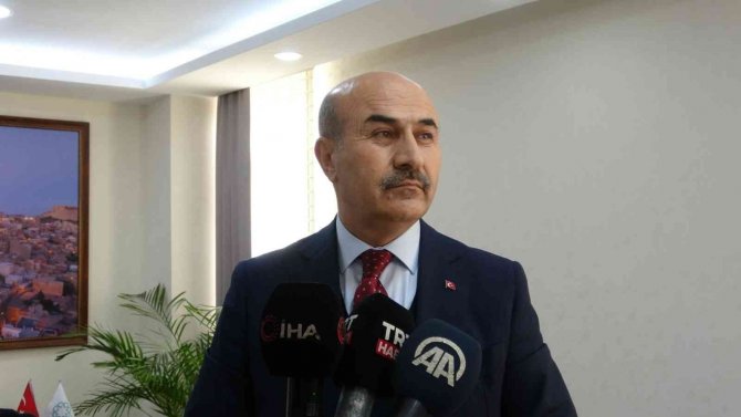 Mardin Büyükşehir Belediyesi’nden Üniversite Öğrencilerine Burs Desteği