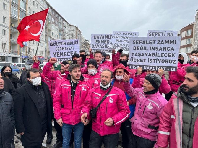 Yemek Sepeti Ve Banabi Çalışanlarının Eylemi İkinci Gününde