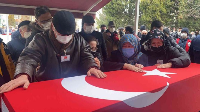 Şehit Babası Tabut Başında Oğlundan Helallik İstedi