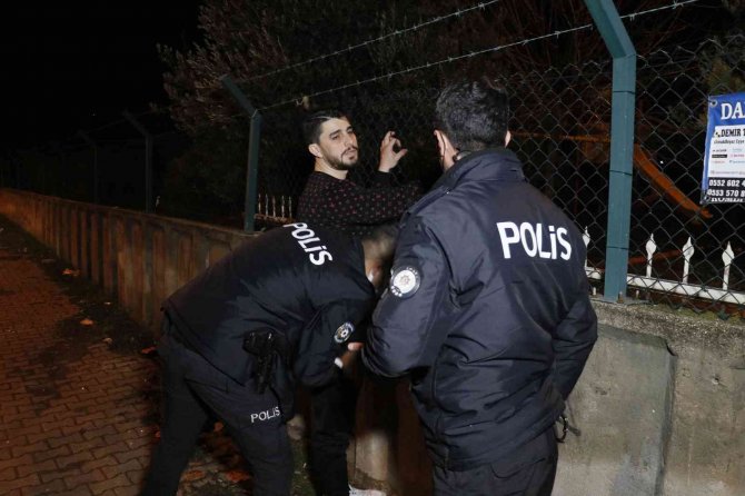 Ehliyetsiz Ve Alkollü Sürücü 15 Kilometre Kaçarak Ortalığı Birbirine Kattı