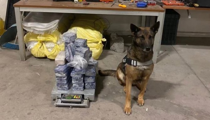 Aracın Zulasındaki 31 Kilogram Eroini ‘Su’ Buldu