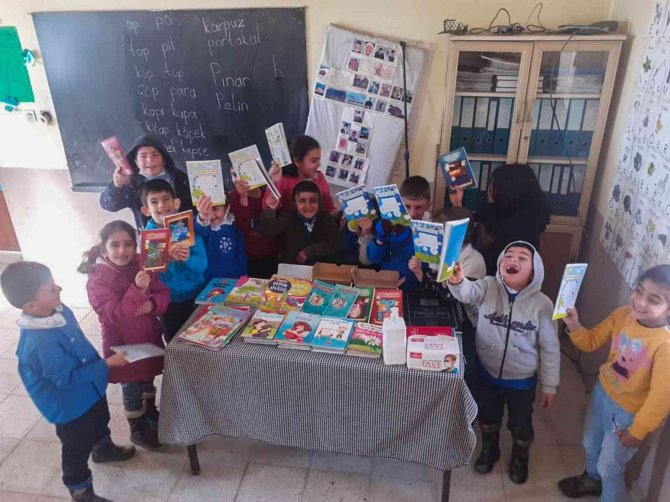 Buca’dan Kars’a Kitap Köprüsü