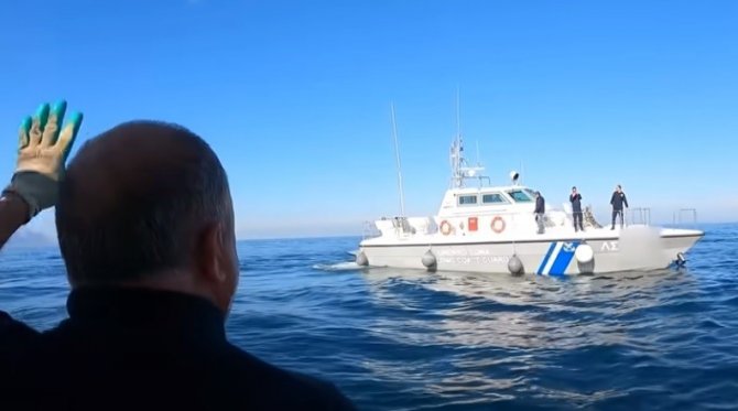 Yunan Sahil Güvenliği’ne Ders Veren Balıkçı Konuştu