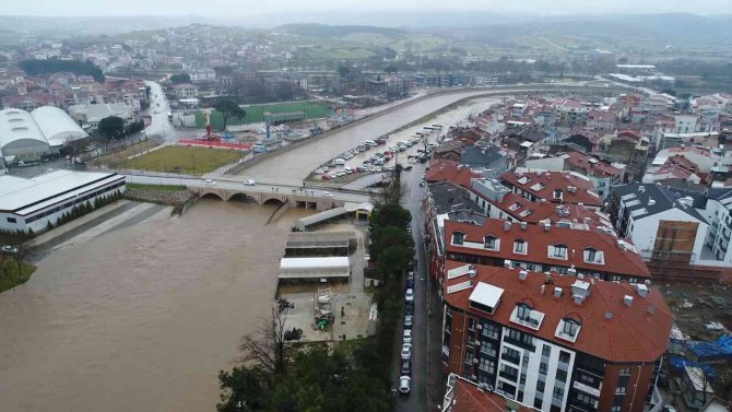 Çanakkale’de Taşan Kocabaş Çayının Son Hali Havadan Görüntülendi