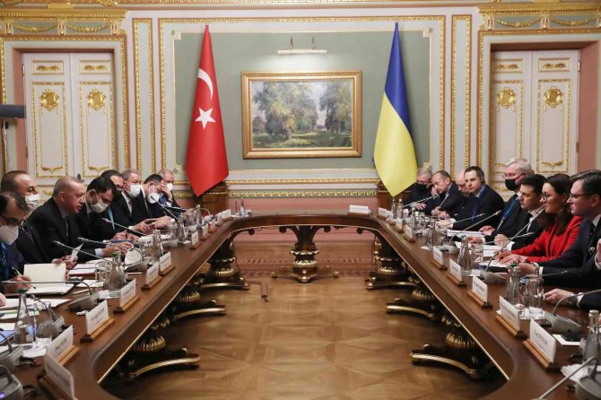 Erdoğan Ve Zelenskiy Başkanlığında Heyetlerarası Görüşme