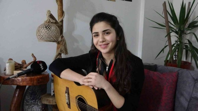 Ceren Ece Öksüz, Cumhurbaşkanı Erdoğan İle Aralarında Geçen Diyaloğu Anlattı