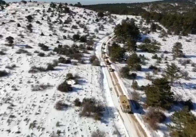 Yaban Hayvanları İçin Yapılan Yemleme Çalışması Drone İle Görüntülendi