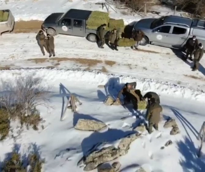 Yaban Hayvanları İçin Yapılan Yemleme Çalışması Drone İle Görüntülendi