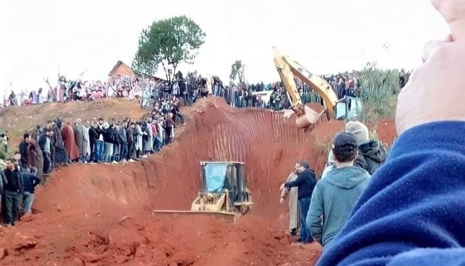 Fas’ta Kuyuya Düşen Çocuğu Kurtarmak İçin 48 Saattir Çalışmalar Sürüyor