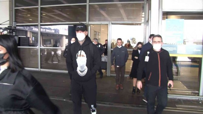 Galatasaray’ın Yeni Transferi Pulgar İ̇stanbul’da