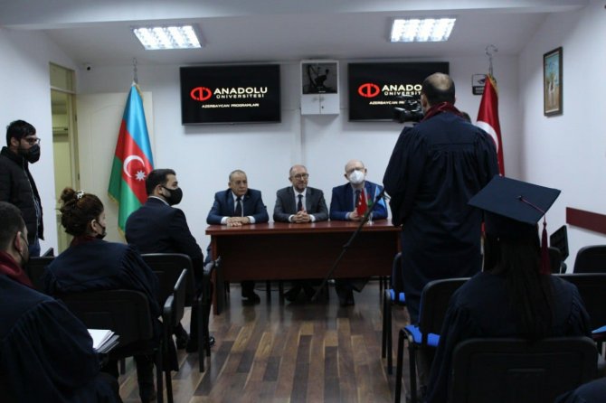 Anadolu Üniversitesi Yurt Dışı Programları Dönem Sonu Sınavları Başarı İle Tamamlandı