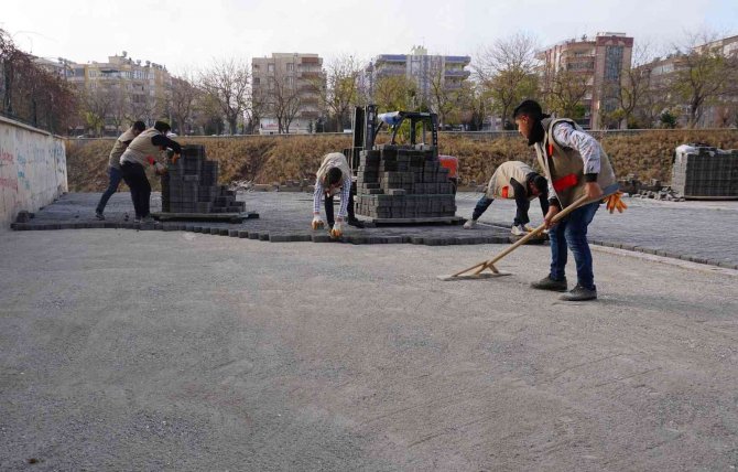 Haliliye’de Yol Çalışmaları Devam Ediyor