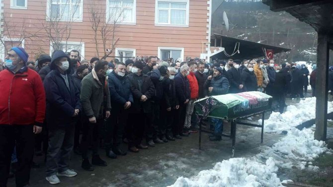 Eşini Çekiçle Öldürdü, "Beni Her Gün Dövüyordu" Dedi