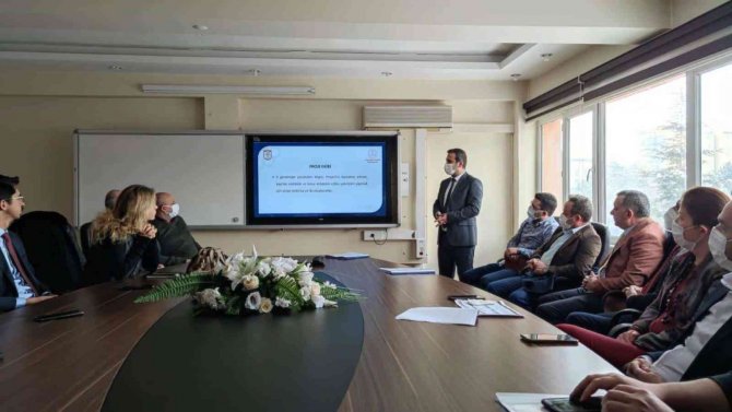 Aslan: “El Ele Vererek Çalışıyoruz”