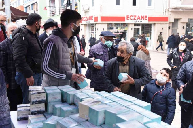 Altınordu’da Kandil Simidi İkramı