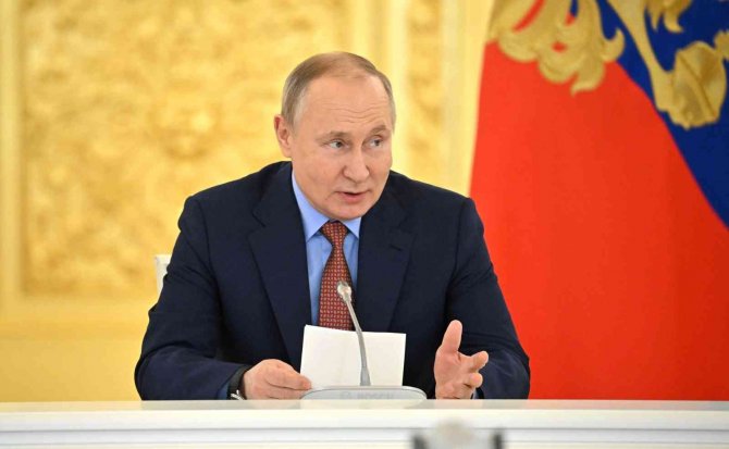 Putin: "Hükümetin Covid-19 Hakkında Ek Kısıtlamalar Uygulamak Gibi Planları Yok"