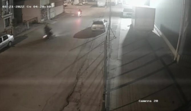 Sancaktepe’de 70 Bin Tl Değerindeki Motosikleti 30 Saniyede Çaldılar