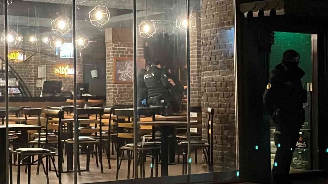 Sinop’ta Birlikte Oturduğu Arkadaşını Yanlışlıkla Vurdu