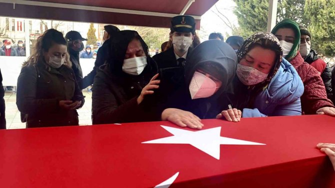 Şehit Babası Tabut Başında Oğlundan Helallik İstedi
