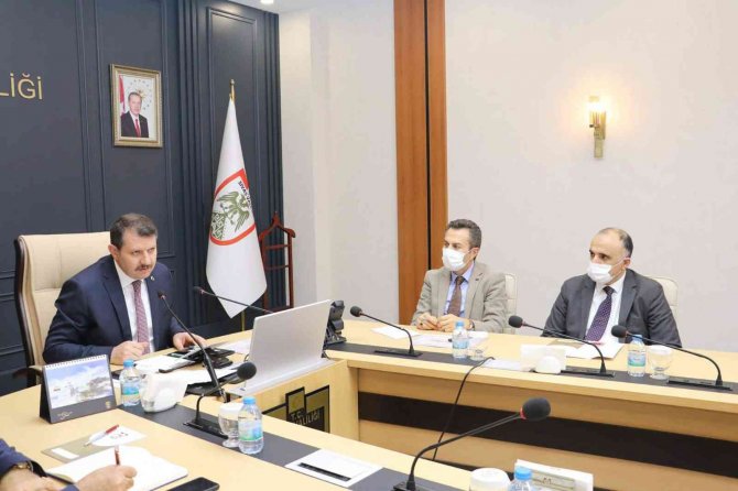 Sivas’ta Mesleki Eğitim Masaya Yatırıldı