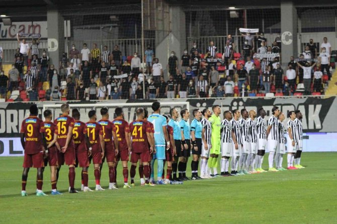 İ̇zmir Derbisinin Biletleri Satışa Çıktı