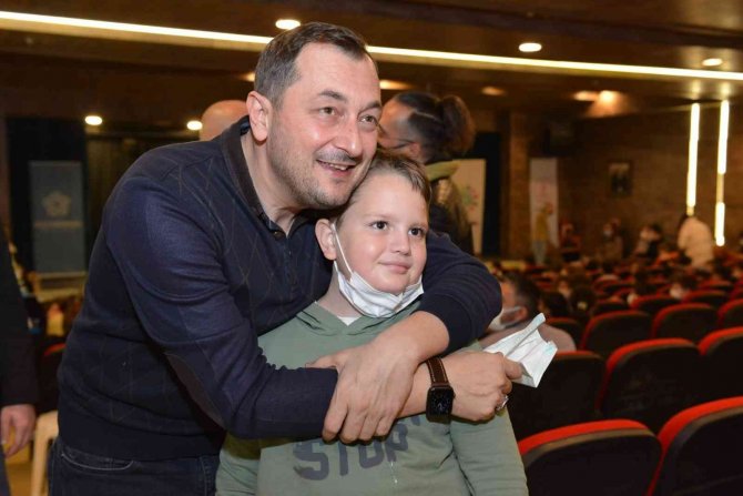 Bilim Ve Tiyatro Şenliği