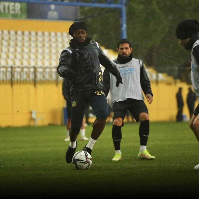 Yeni Malatyaspor’da Karagümrük Maçı Hazırlıkları Sürüyor