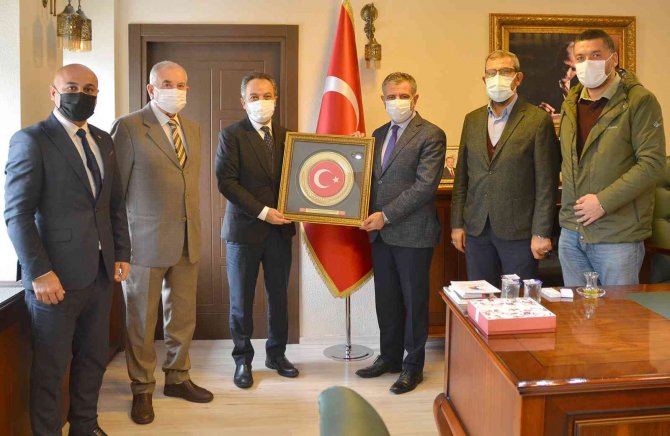 Karslıoğlu: "Adana’da Derslik Artışı Olacak"