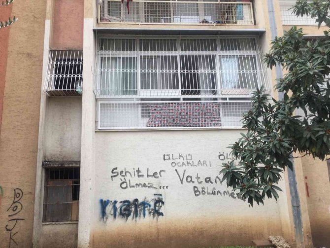 Yaşlı Kadın Yemek Yaparken Çıkan Yangında Öldü