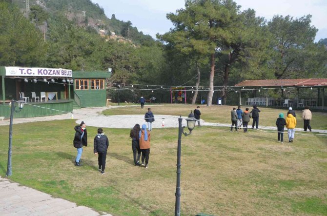 Öğrenciler Doğa İle İç İçe Sınavlara Hazırlanıyor