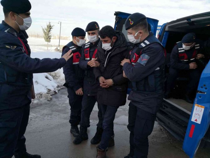 29 Günde 13 Yerden Hırsızlık Yaptılar, Jasat’ın Operasyonuyla Yakalandılar