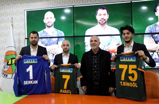Alanyaspor, Efecan, Tayfur Ve Serkan İle Sözleşme Yeniledi